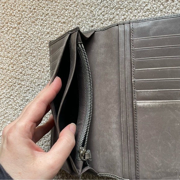 Coach Grey  Leather Wallet - Picture 6 of 6